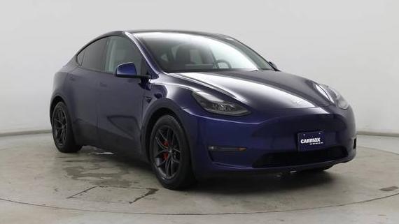 TESLA MODEL Y 2021 5YJYGDEFXMF240103 image